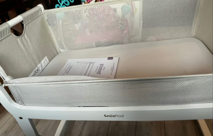 Snuz Baby bed side cribcot, excellent condition, flat packed and ready for collection
