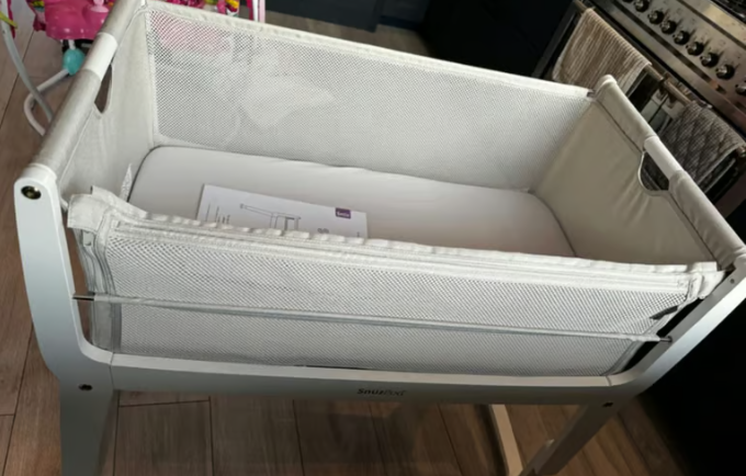 Snuz Baby bed side cribcot, excellent condition, flat packed and ready for collection