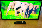Hitachi 32 inch Full HD 1080p LED Smart TV HDMI USB Netflix YouTube